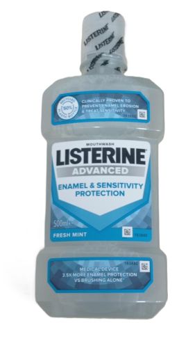 Listerine �stn� voda Sensitive 500 ml Listerine �stn� voda Sensitive 500 ml